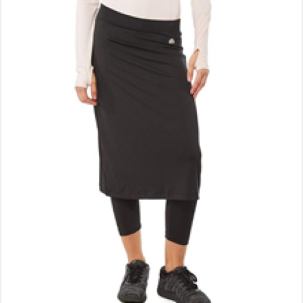 🌿Snoga Athletics midi skirt🌿